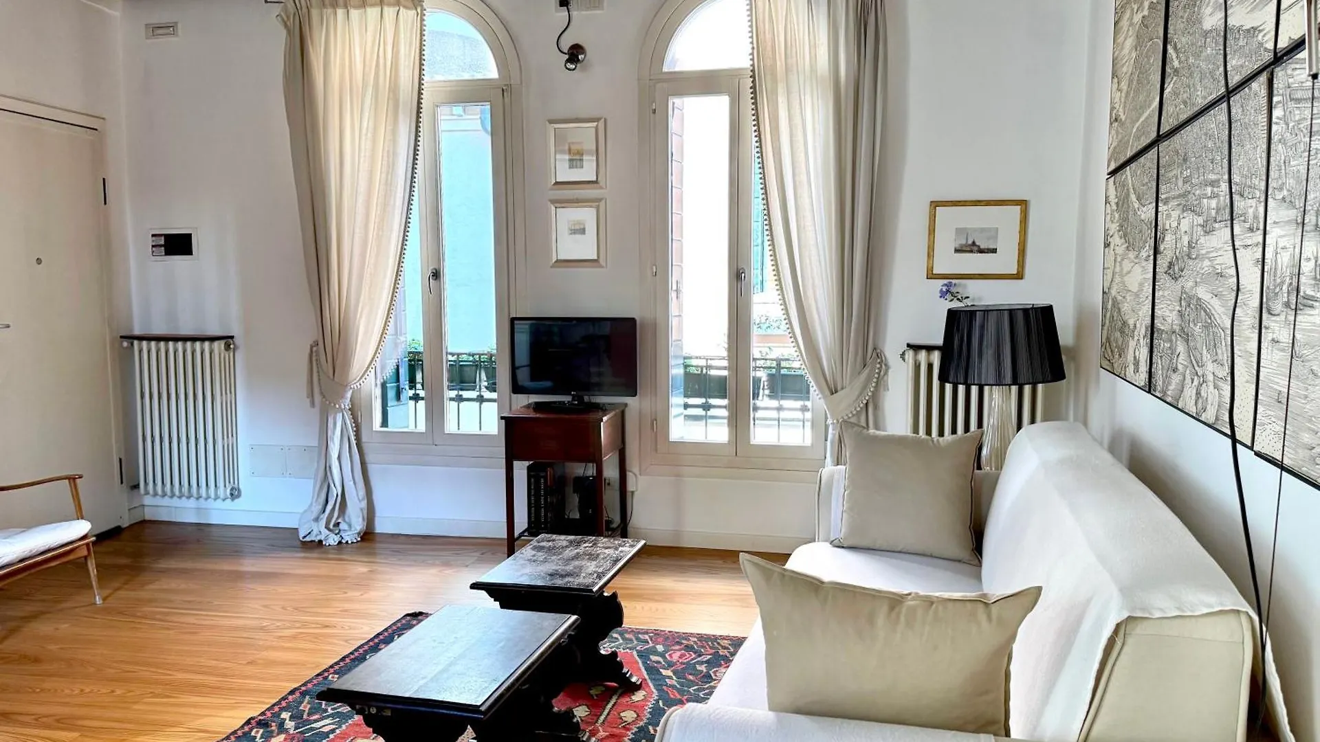 Capitan Antonin Hotel Venice 0*,  Italy
